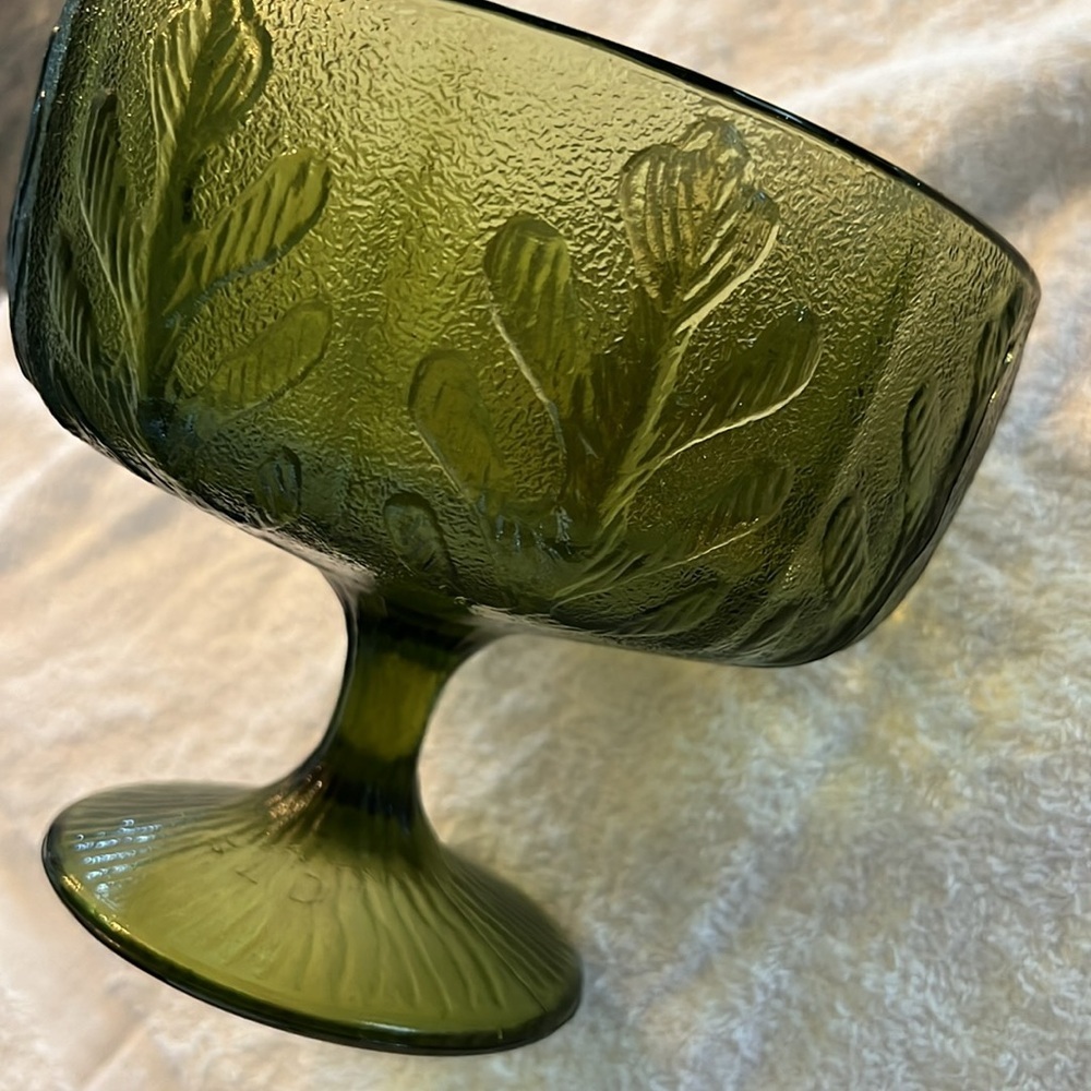 Vintage ftd glass bowl - Picture 9 of 9